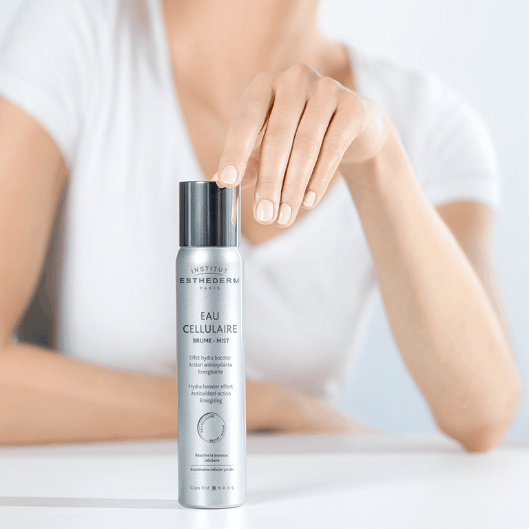 Institut Esthederm Eau Cellulaire Спрей увлажняющий с клеточной водой для кожи лица и тела 100 мл